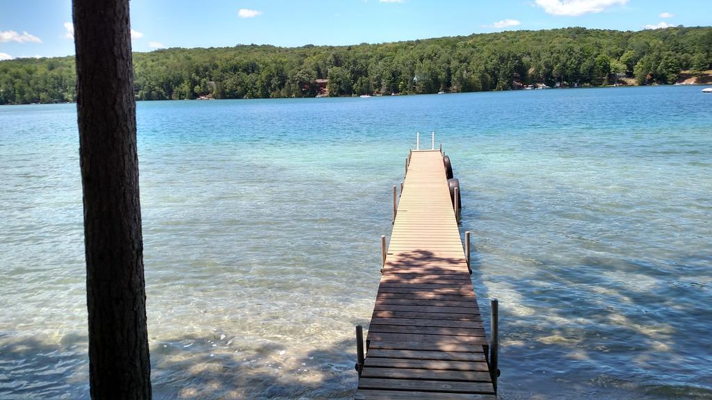 קלקסקה Log Cottage On Blue Lake מראה חיצוני תמונה